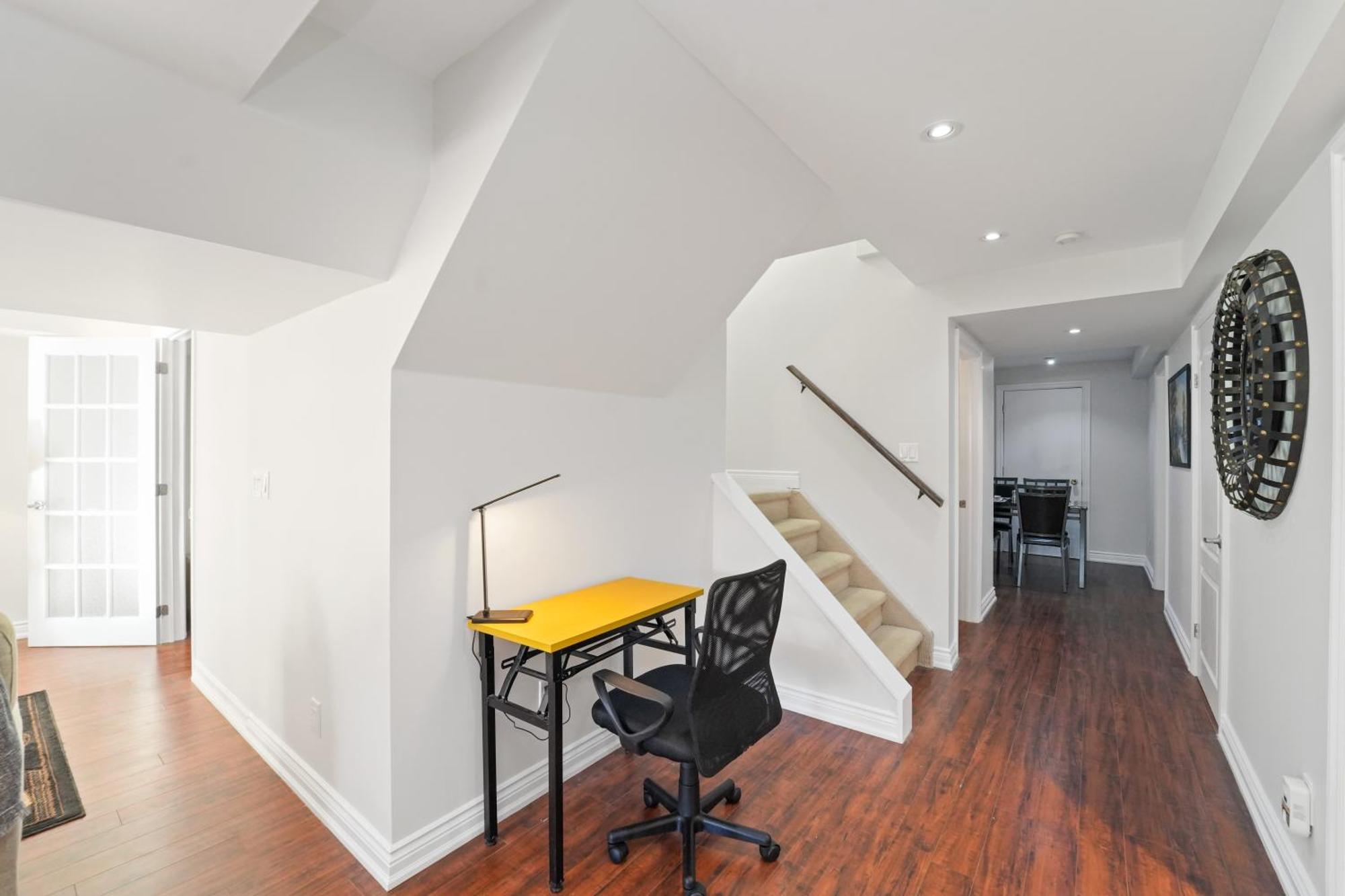 Cozy Lovely Ravine Facing Suite. Mississauga Exterior photo